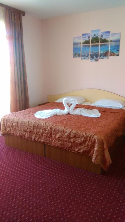 Guest House Aristokrat Obzor Extérieur photo