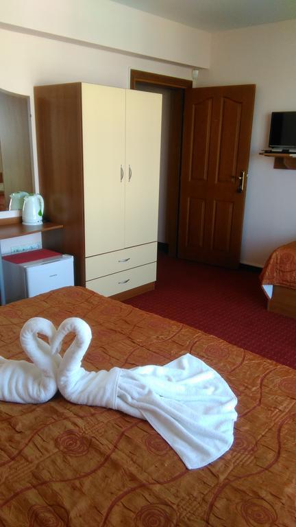 Guest House Aristokrat Obzor Extérieur photo
